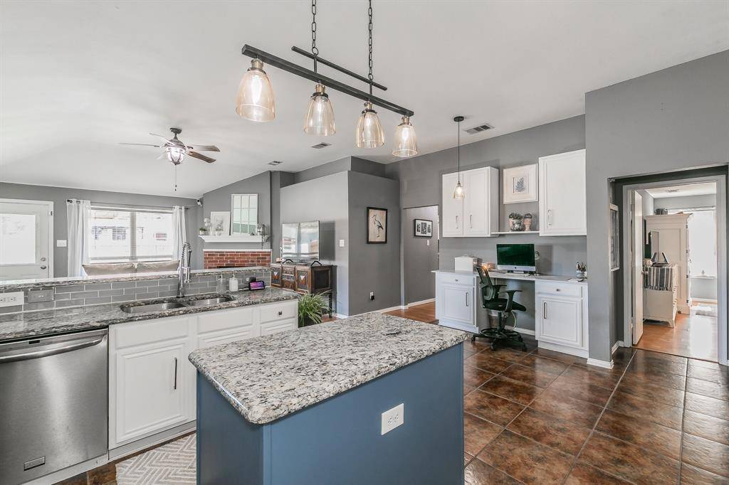 Royse City, TX 75189,717 Kim Lane