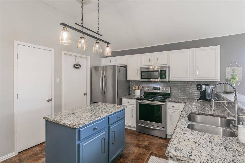 Royse City, TX 75189,717 Kim Lane