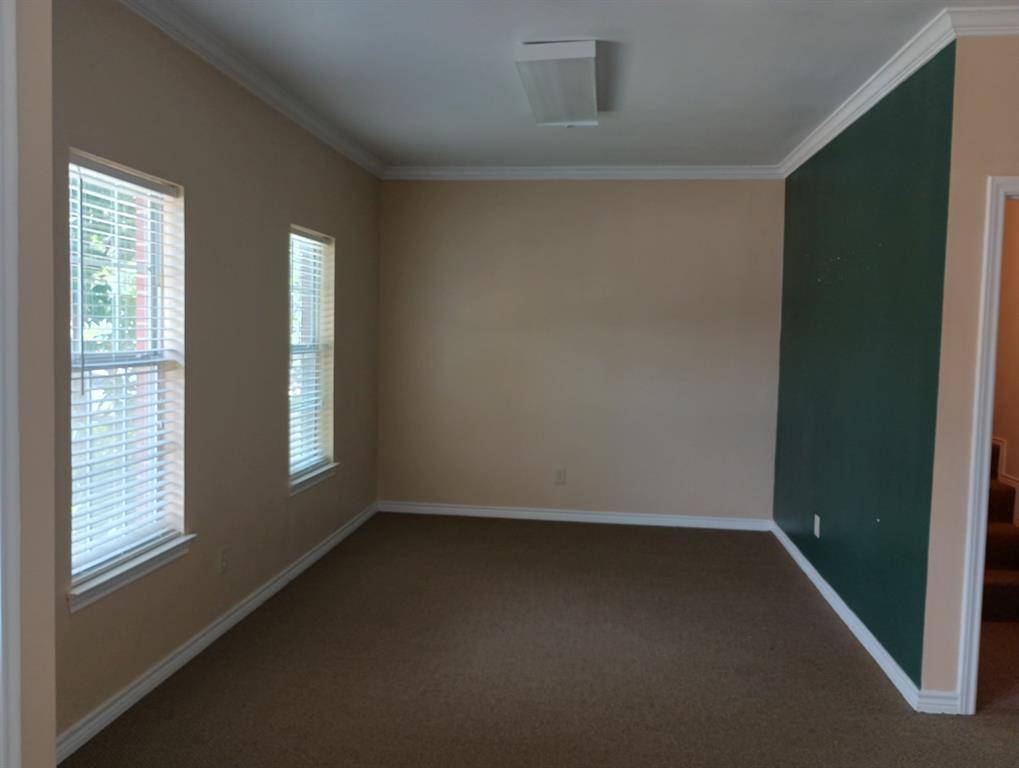 Greenville, TX 75401,3900 Joe Ramsey Boulevard E #4