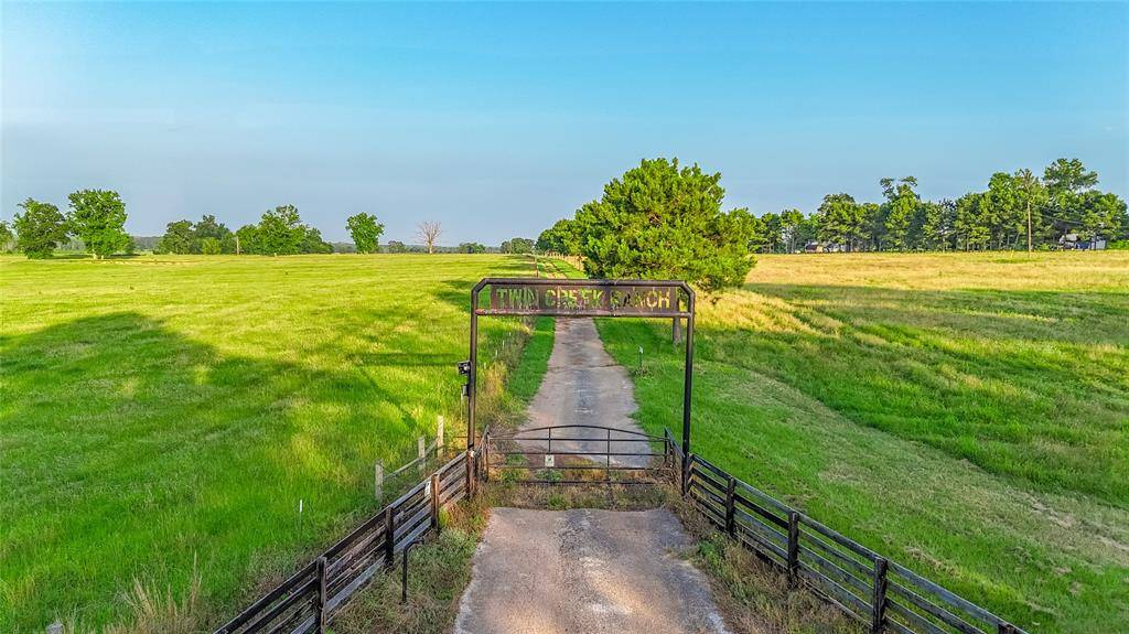 Avinger, TX 75630,9759 Texas Highway 155 #RD