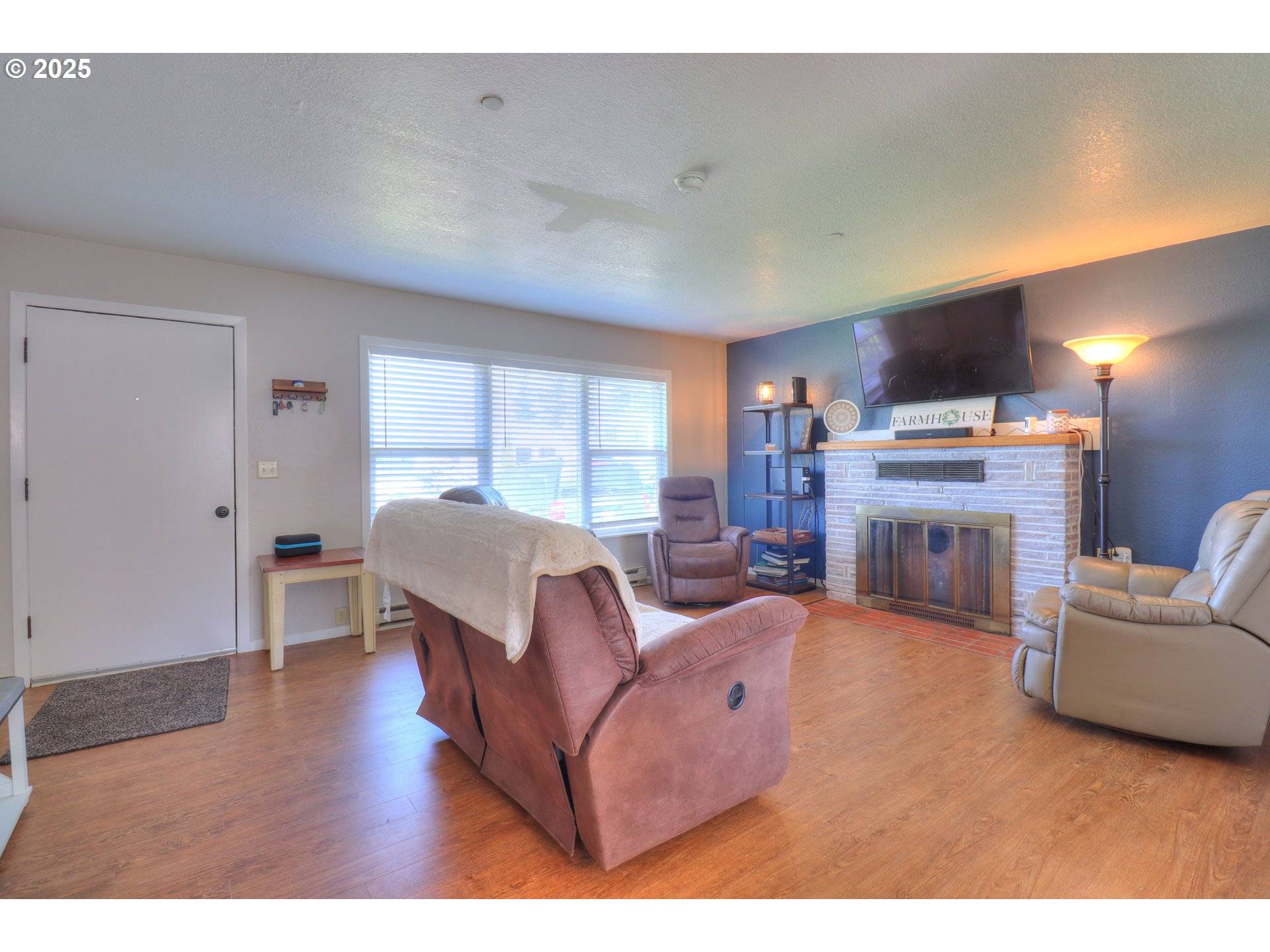 Gold Beach, OR 97444,94178 9TH ST