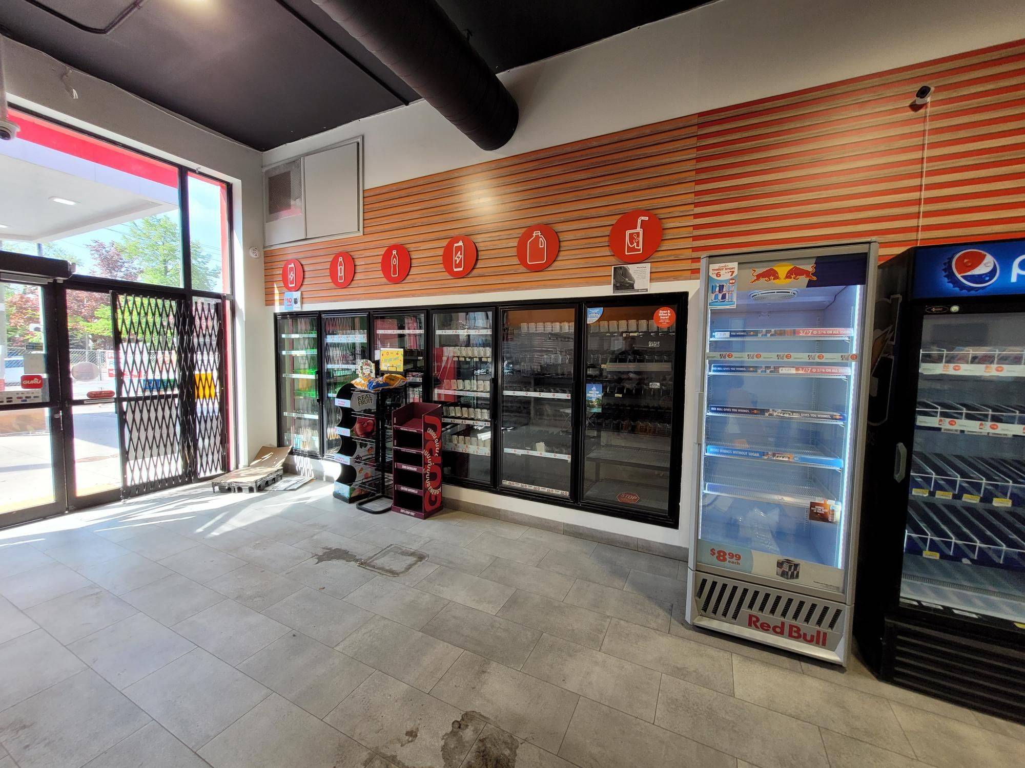 Toronto C01, ON M5S 1G8,132 Harbord ST