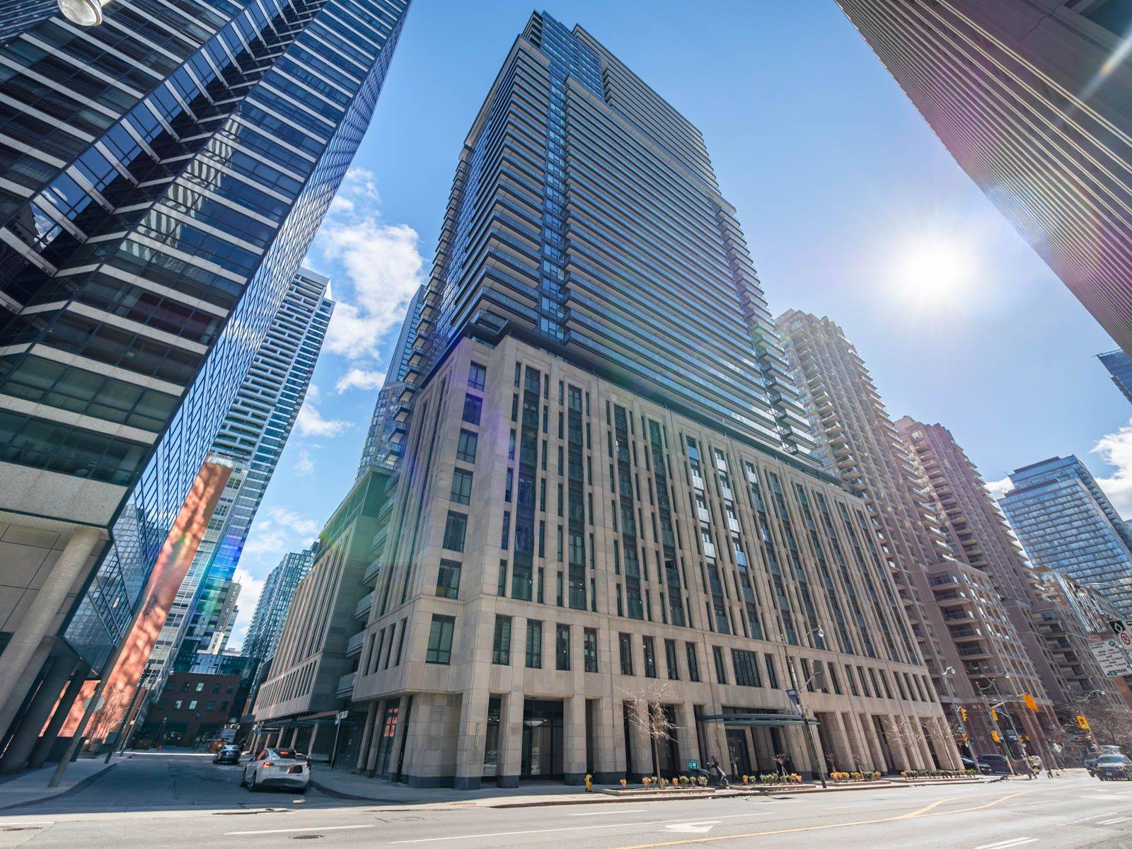 955 Bay ST #1909, Toronto C01, ON M5S 2A2