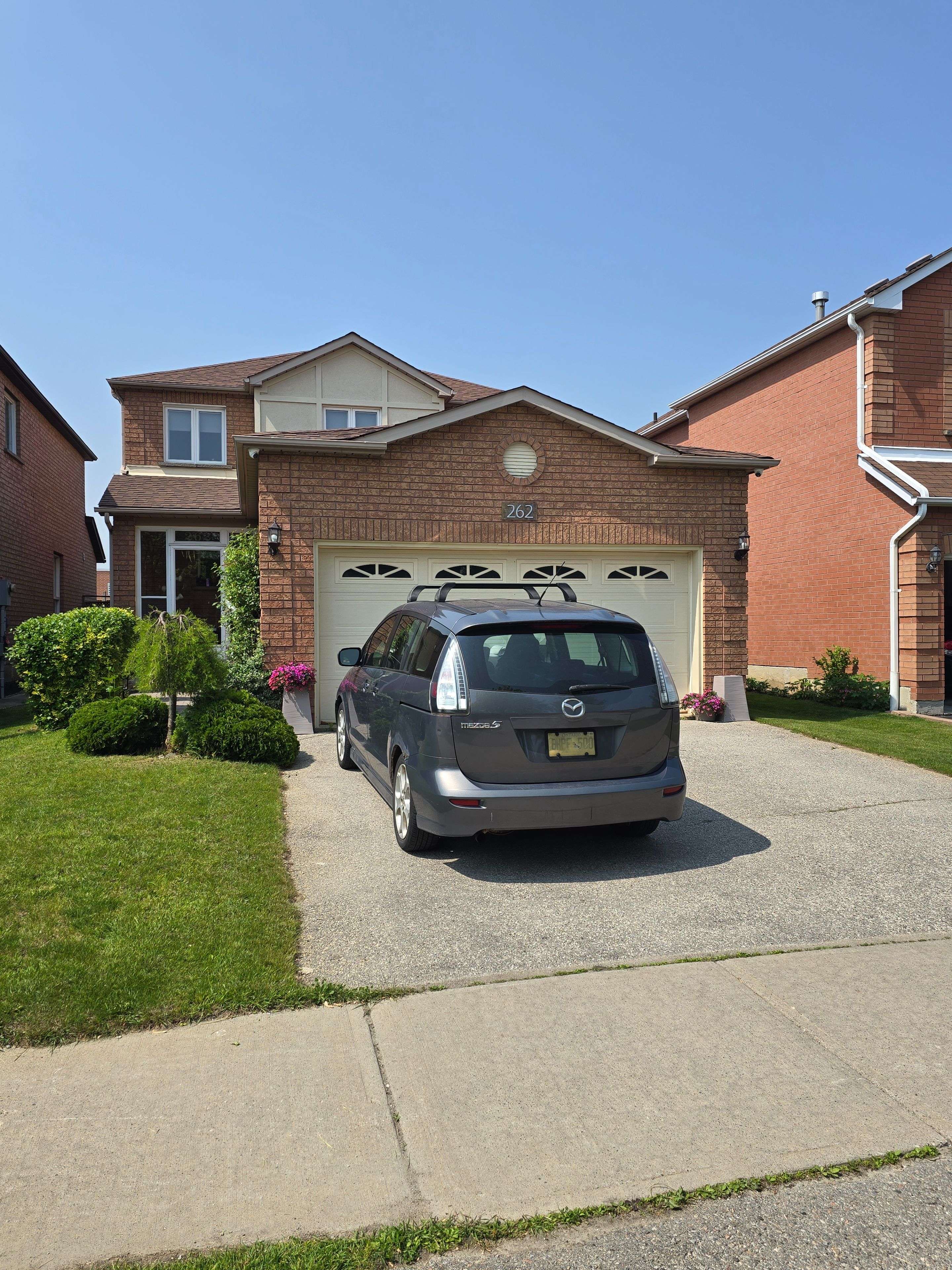262 Senator ST #Bsmt, Pickering, ON L1V 6N2