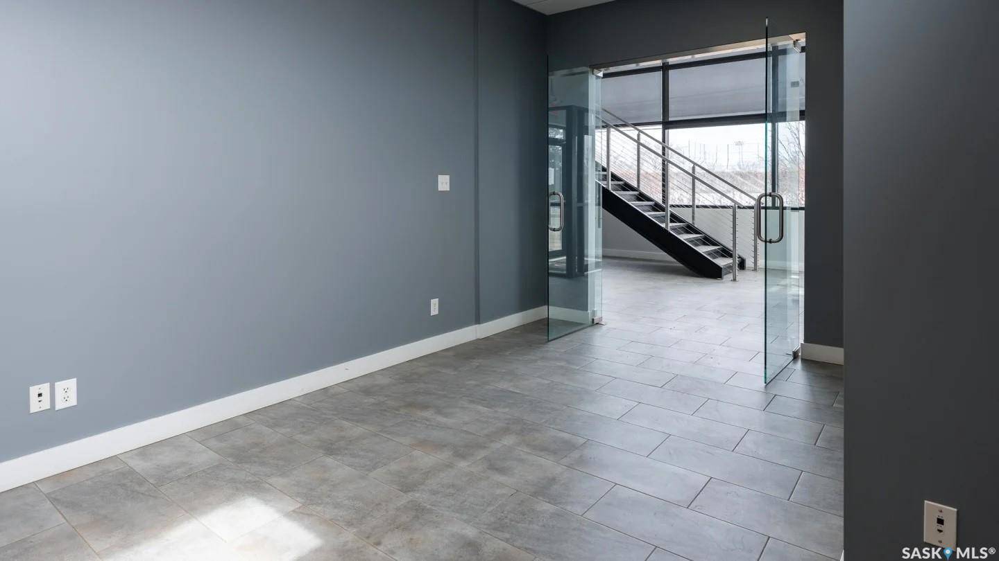 Saskatoon, SK S7M 5H5,1323 Fletcher ROAD