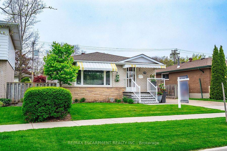 648 Thornwood AVE, Burlington, ON L7N 3B8