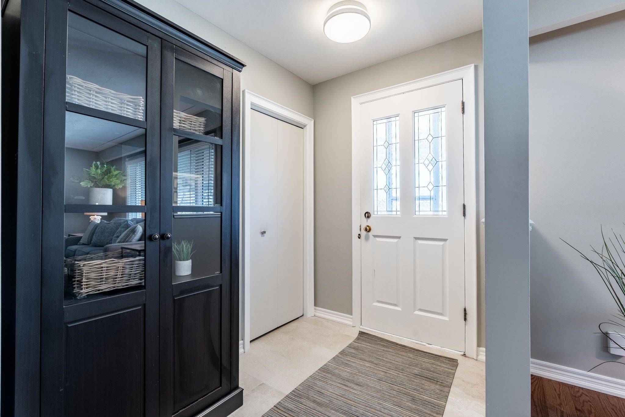 Burlington, ON L7N 3B8,648 Thornwood AVE