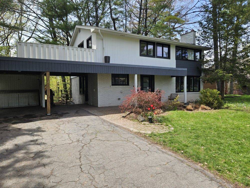 260 Linwood CRES, Burlington, ON L7L 4A1