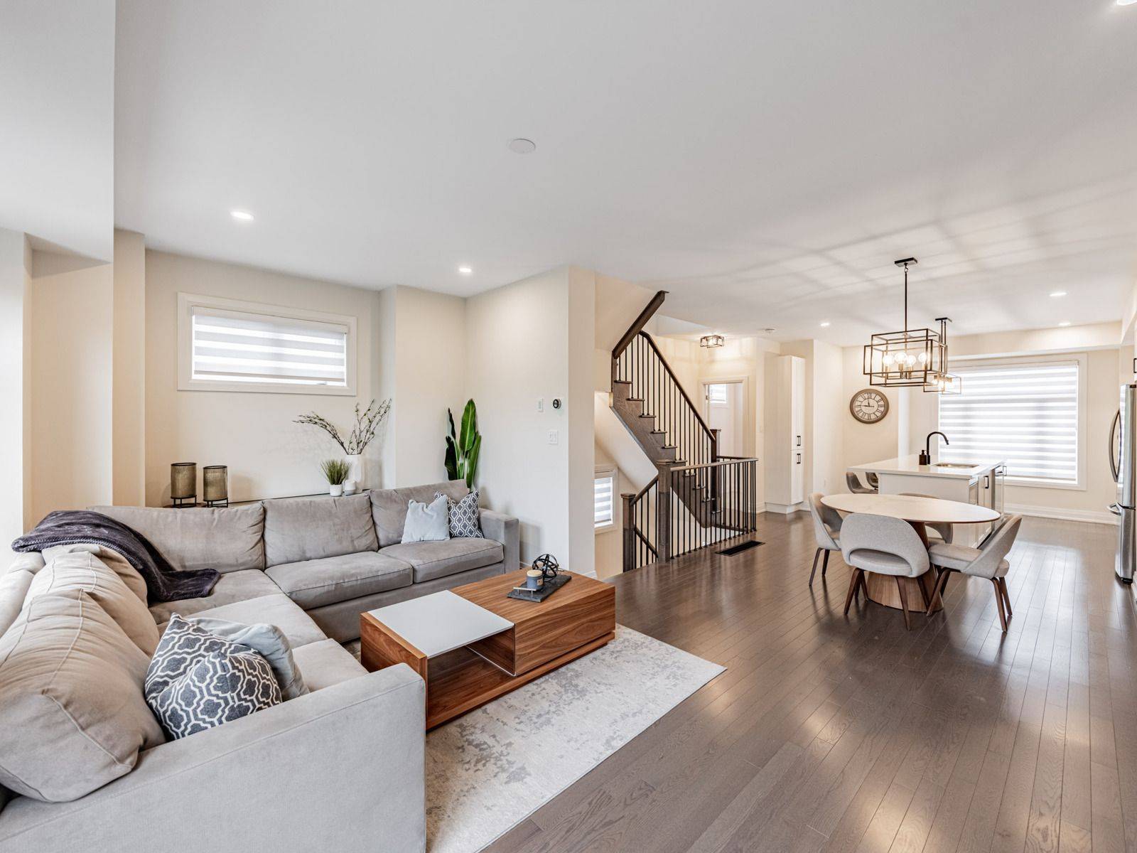 Mississauga, ON L4W 0E8,1800 Mitoff PL