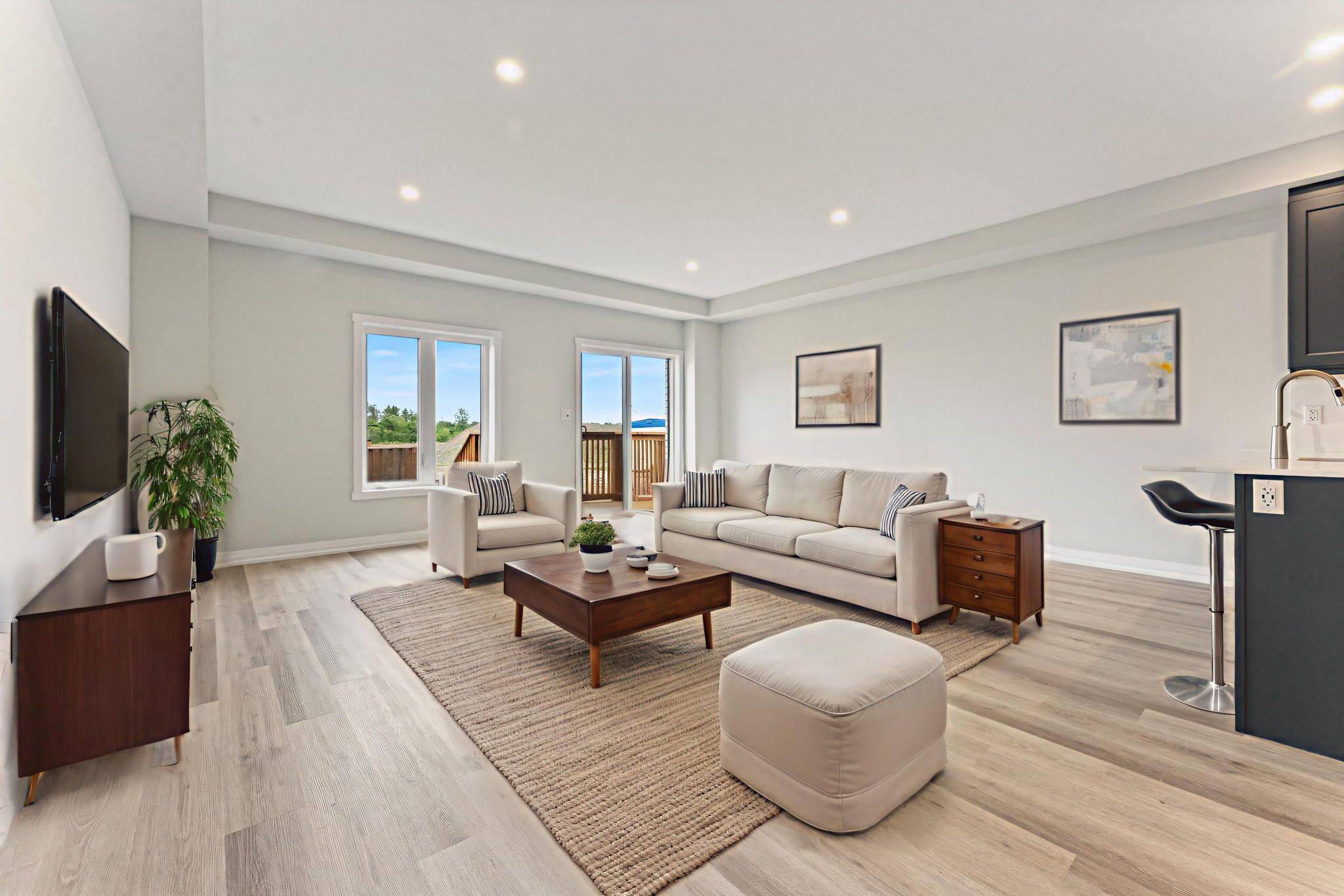 Hamilton, ON L8J 0K2,138 Lormont BLVD