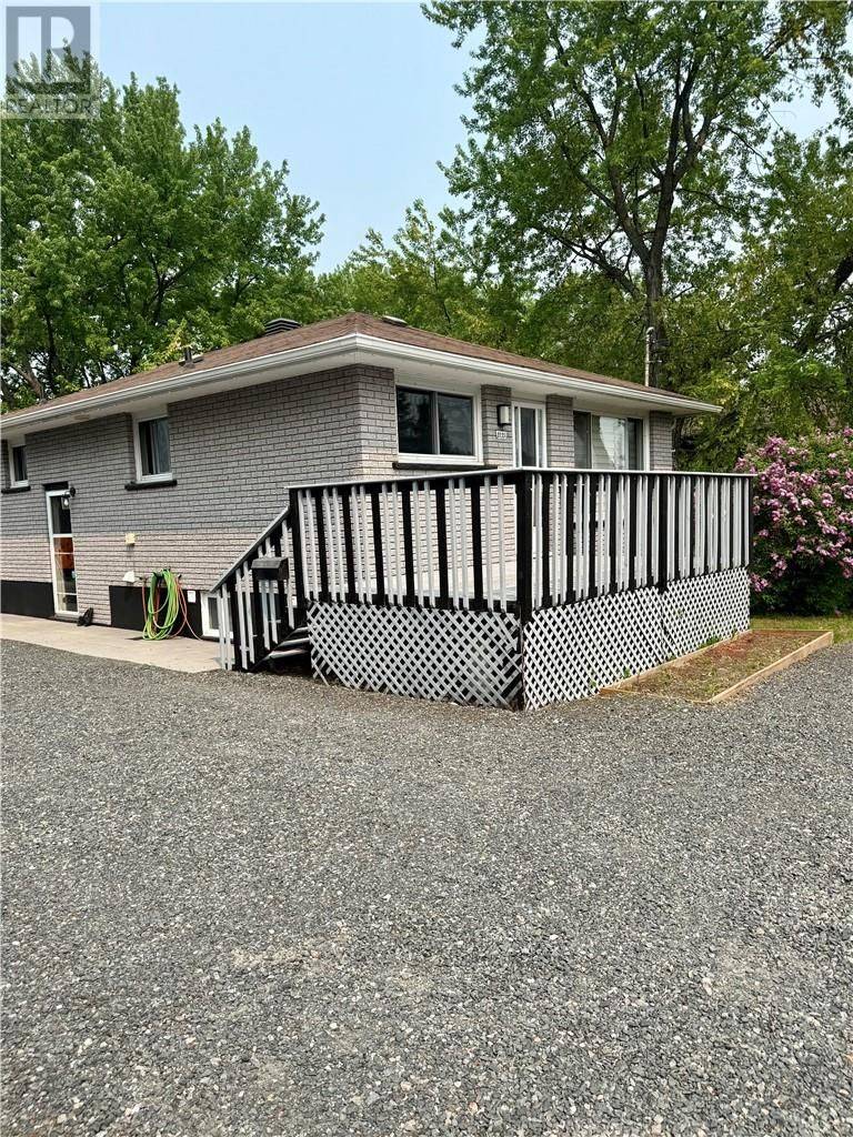 3135 Louis ST, Greater Sudbury, ON P3N 1B9