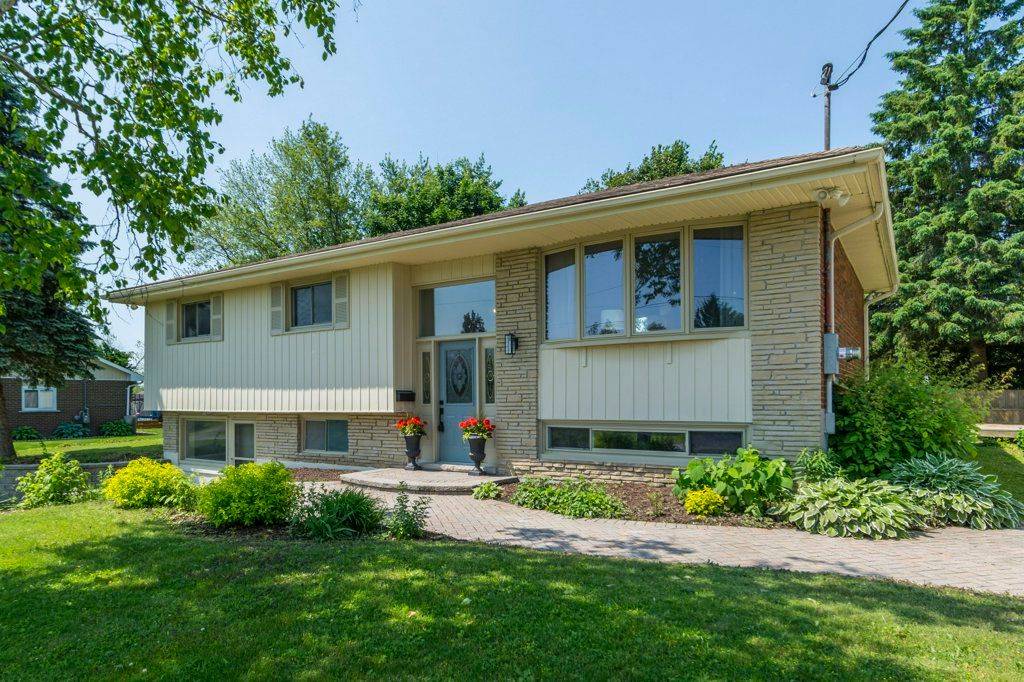 Quinte West, ON K8R 1B8,105 Colonial RD