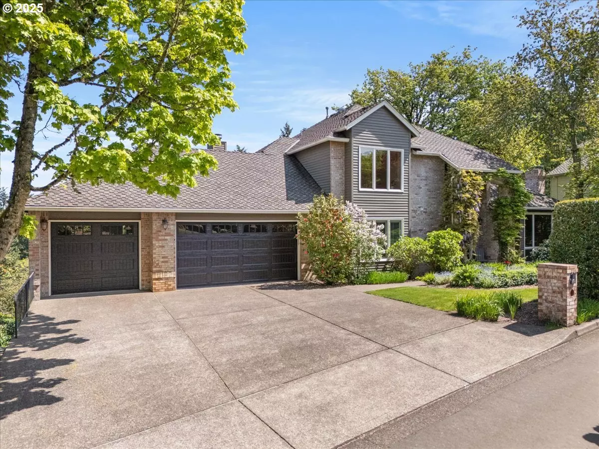 Lake Oswego, OR 97034,1093 TYNDALL CT