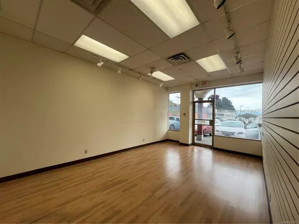 Esquimalt, BC V9A 3M4,880 Esquimalt Rd #C