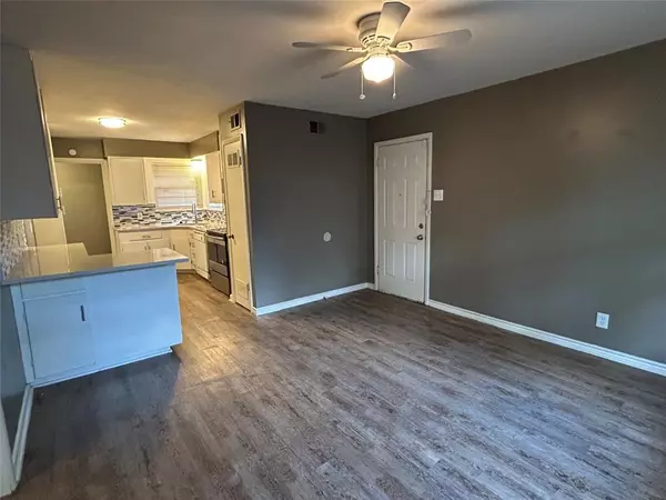 Dallas, TX 75232,5004 Haywood Parkway