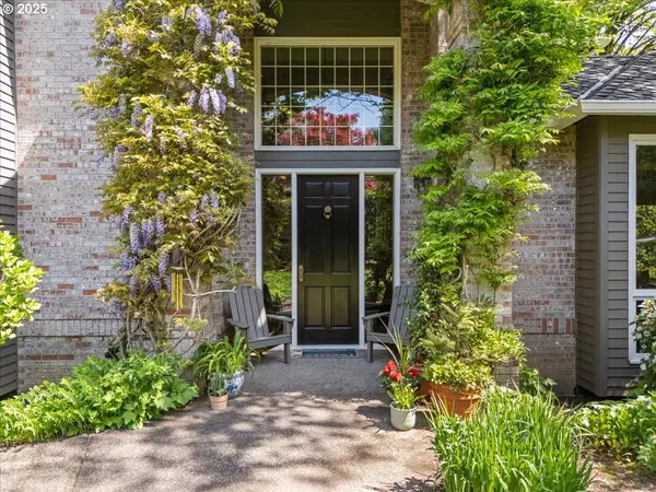 Lake Oswego, OR 97034,1093 TYNDALL CT