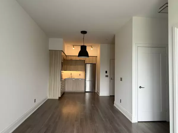 Toronto C14, ON M2N 0C2,120 Harrison Garden BLVD #207