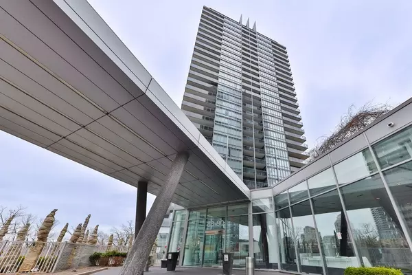 Toronto W06, ON M8Y 0B5,88 Park Lawn RD #1511