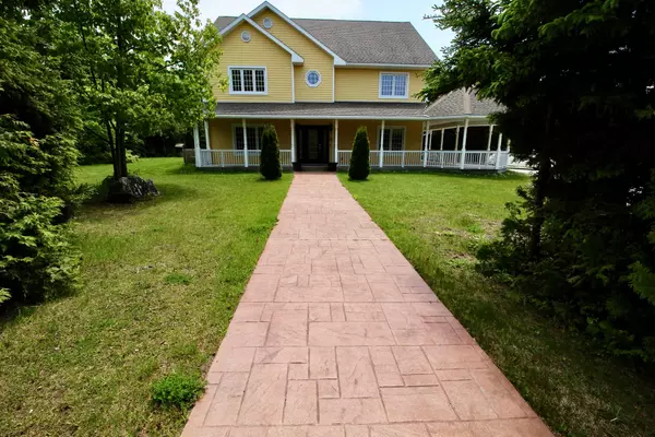 Northern Bruce Peninsula, ON N0H 2R0,13 Elgin ST