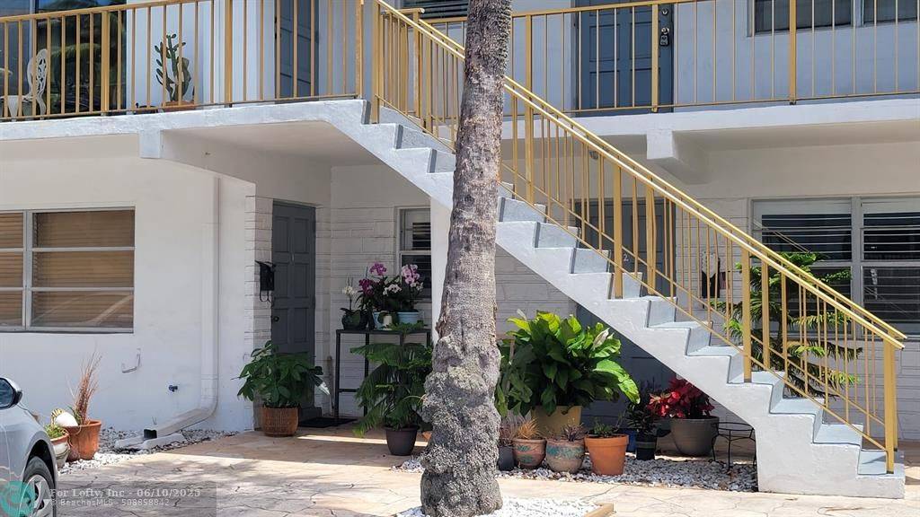 Deerfield Beach, FL 33441,1907 NE 4th St  #6