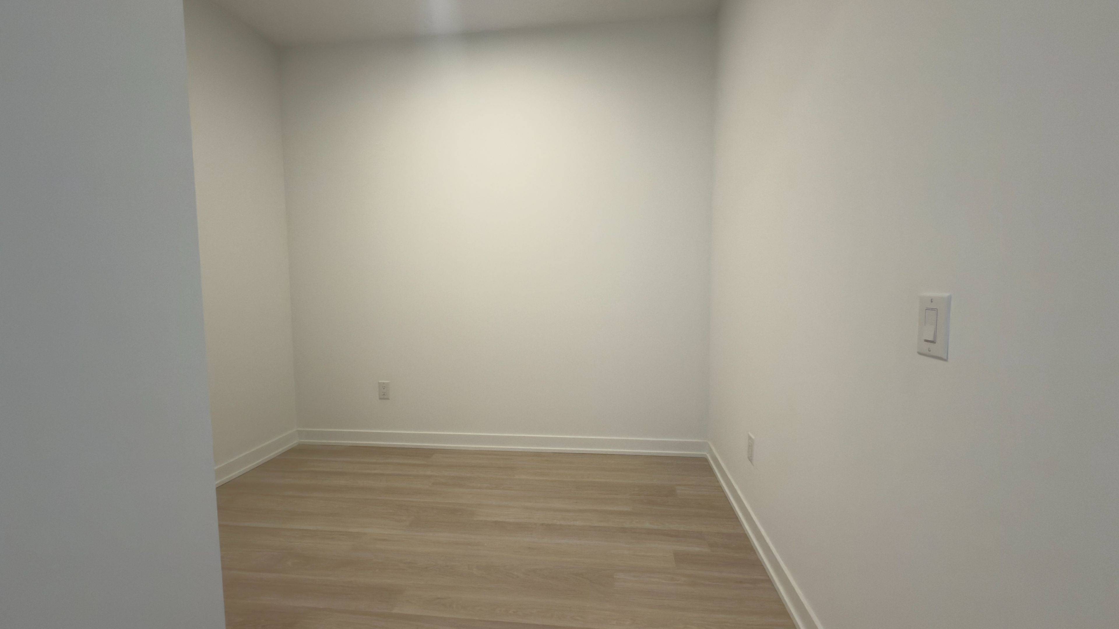 Mississauga, ON L4Z 0C9,5105 Hurontario ST #329