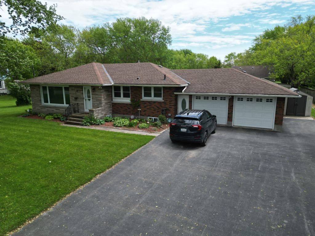11191 Lakeshore RD, Wainfleet, ON L0S 1V0