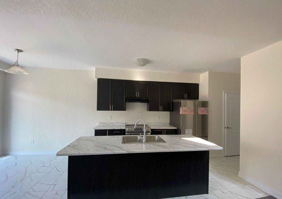 Brantford, ON N3T 0W6,18 Monteith DR