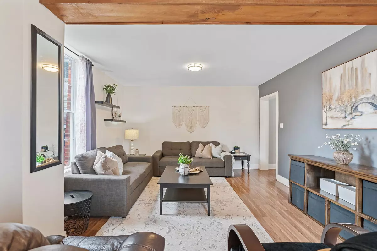 Wellington North, ON N0G 1A0,211 George ST