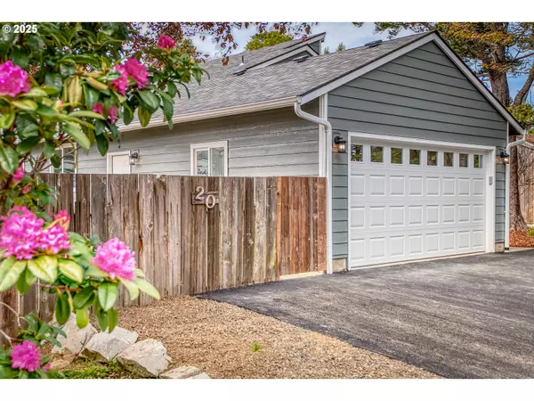 Depoe Bay, OR 97341,20 FIR RIDGE RD