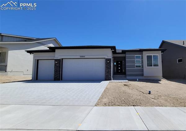 10684 Kentwood DR, Colorado Springs, CO 80924