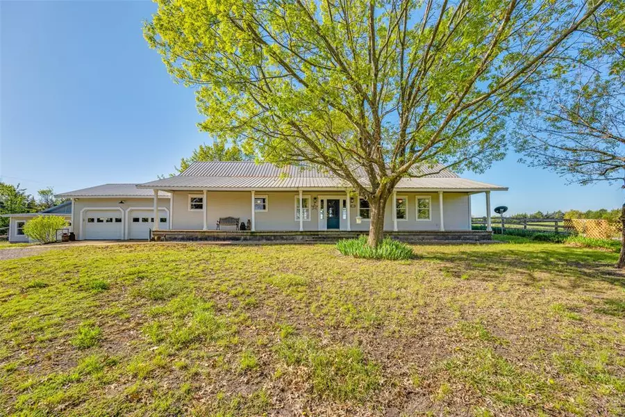 1182 County Road 3025, Bonham, TX 75418