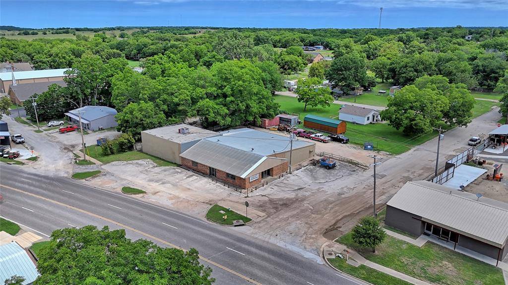 Saint Jo, TX 76265,300 N Broad Street