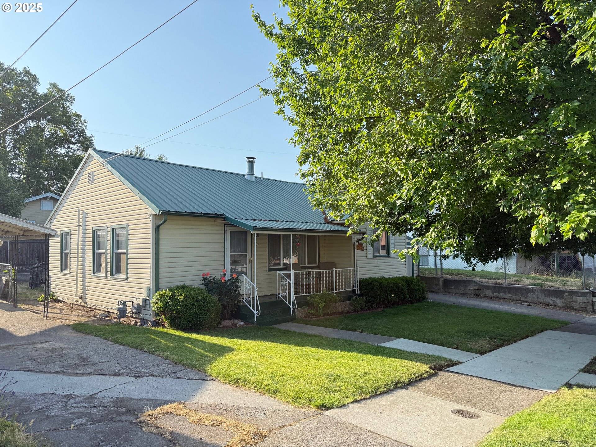Pendleton, OR 97801,104 NW 12TH ST