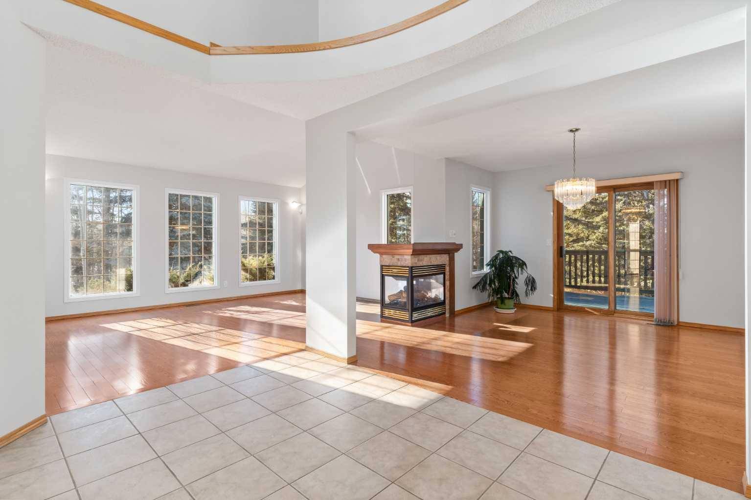 Calgary, AB T3H 4G4,100 Anatapi LN Southwest