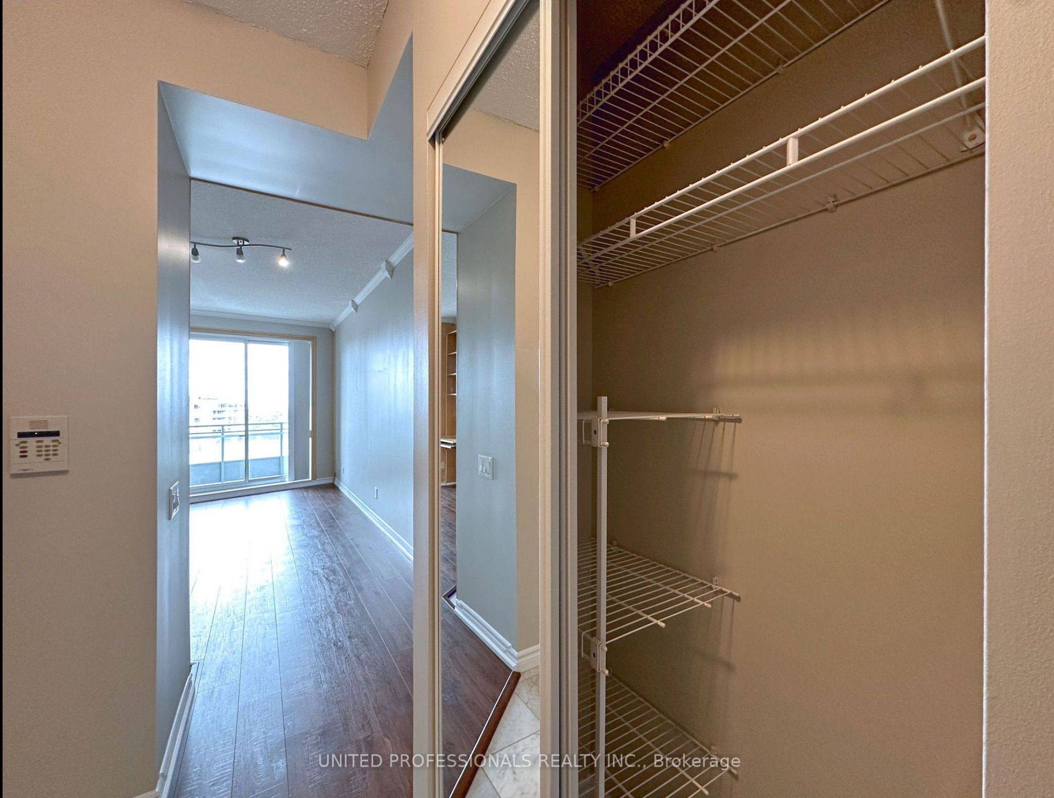 Toronto C14, ON M2N 4K3,60 Byng AVE #1812