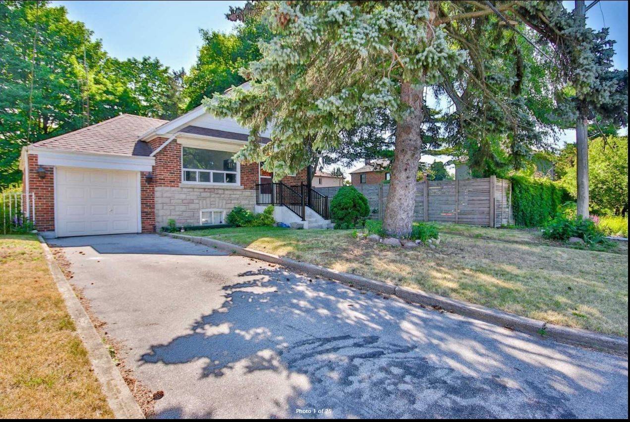 3 Birchlawn AVE, Toronto E06, ON M1N 1J1
