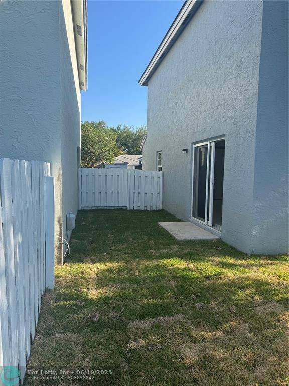 Plantation, FL 33324,9929 NW 9TH CT
