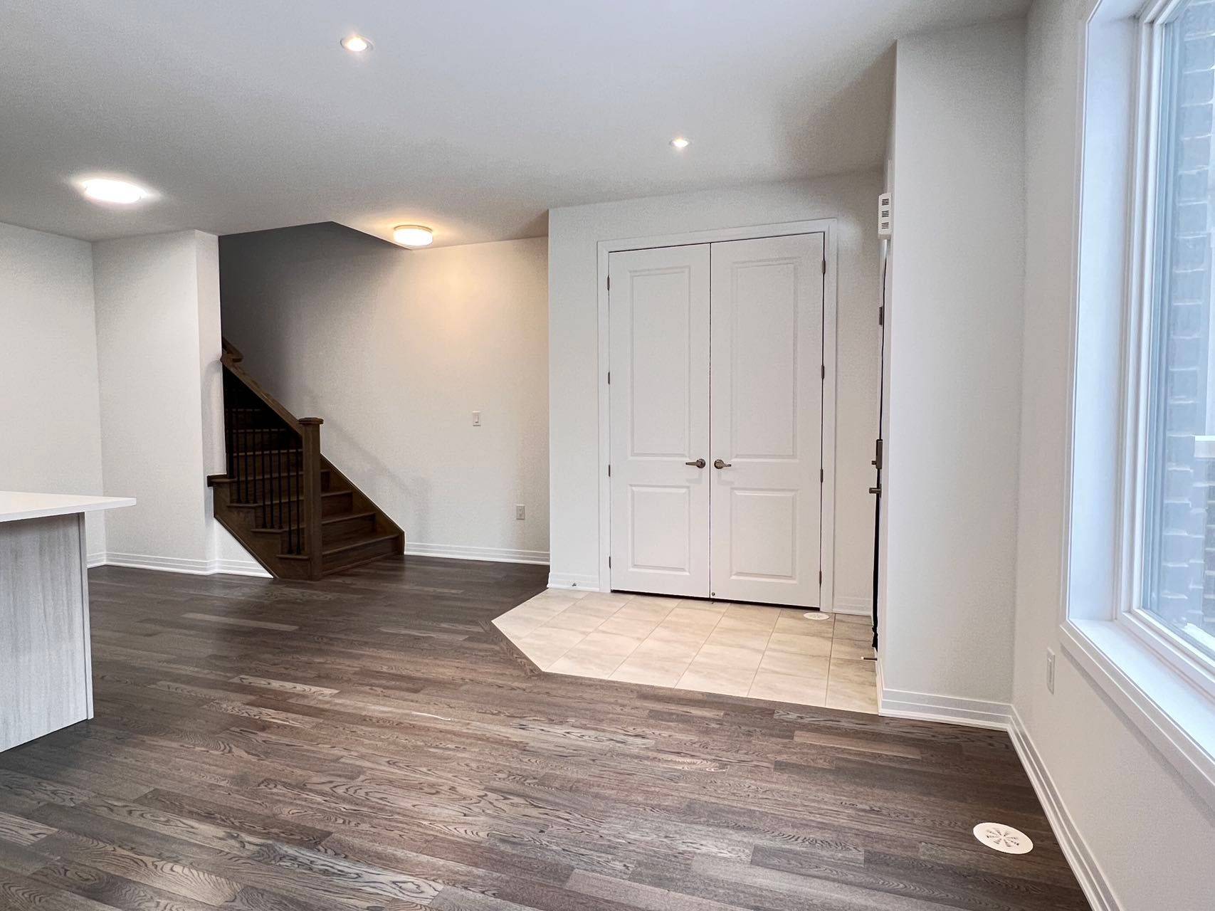 Oakville, ON L6M 5S8,3278 Sixth Line