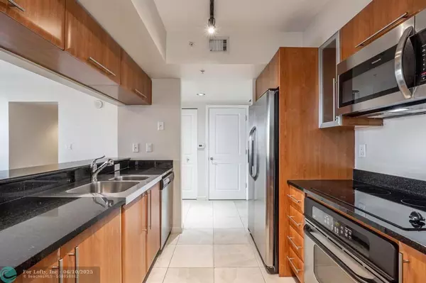 Fort Lauderdale, FL 33312,610 W Las Olas Blvd #415N