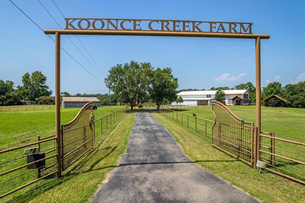 Grand Saline, TX 75140,131 VZ COUNTY ROAD 1121 Road