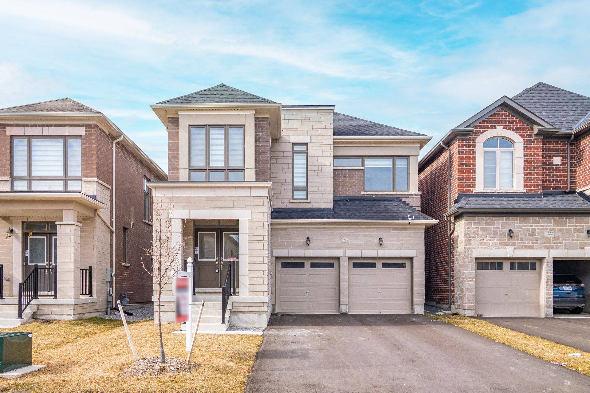 1218 Plymouth DR, Oshawa, ON L1L 0T4