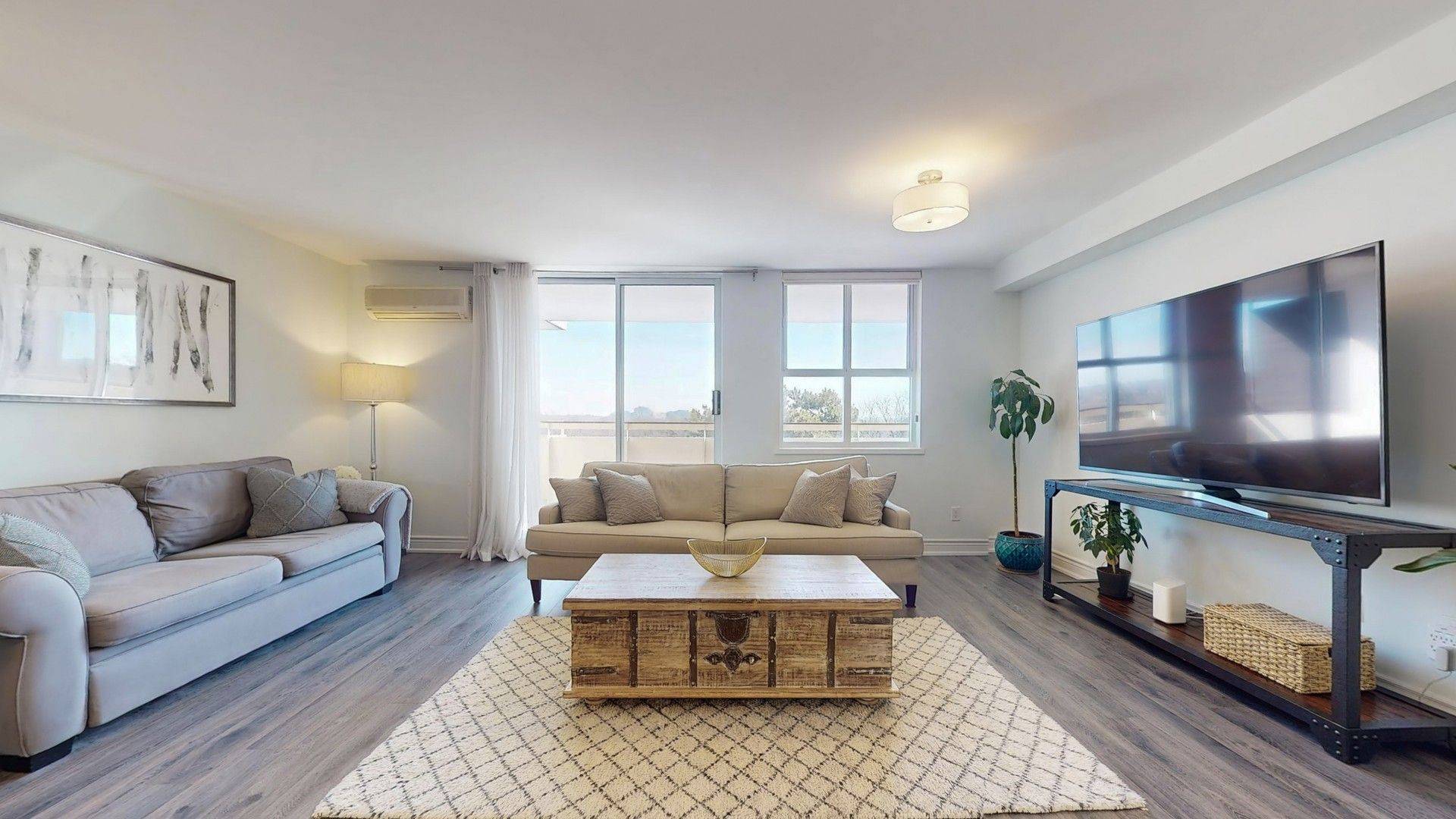 Markham, ON L3T 4P3,80 Inverlochy BLVD #508