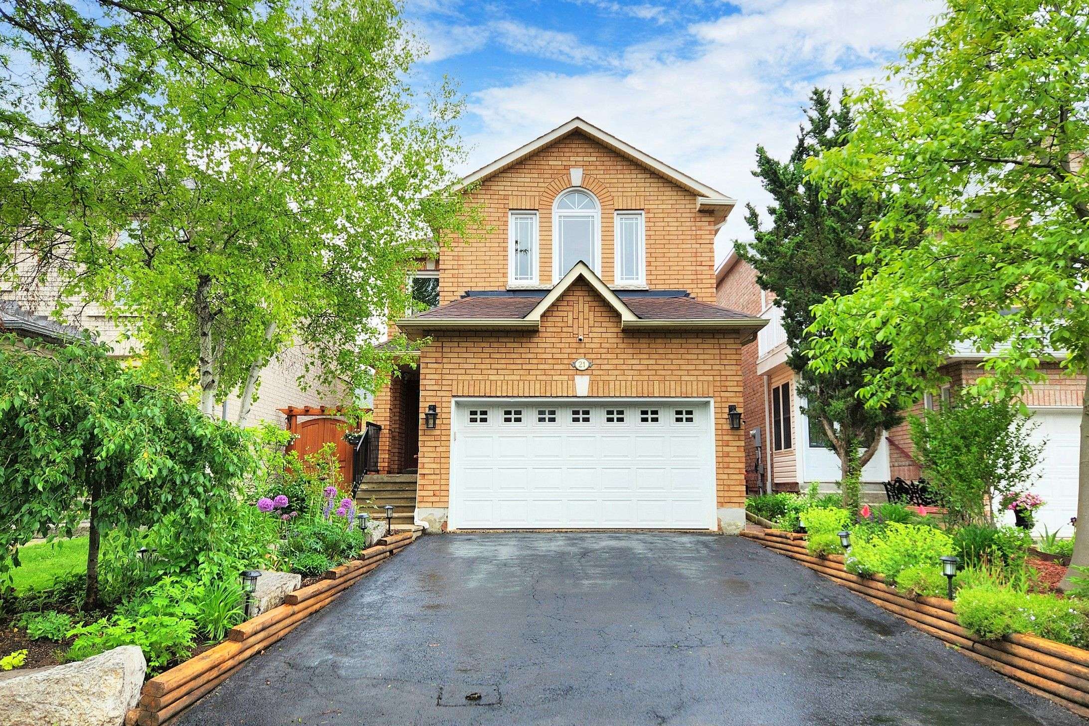 21 Villandry CRES, Vaughan, ON L6A 2R2