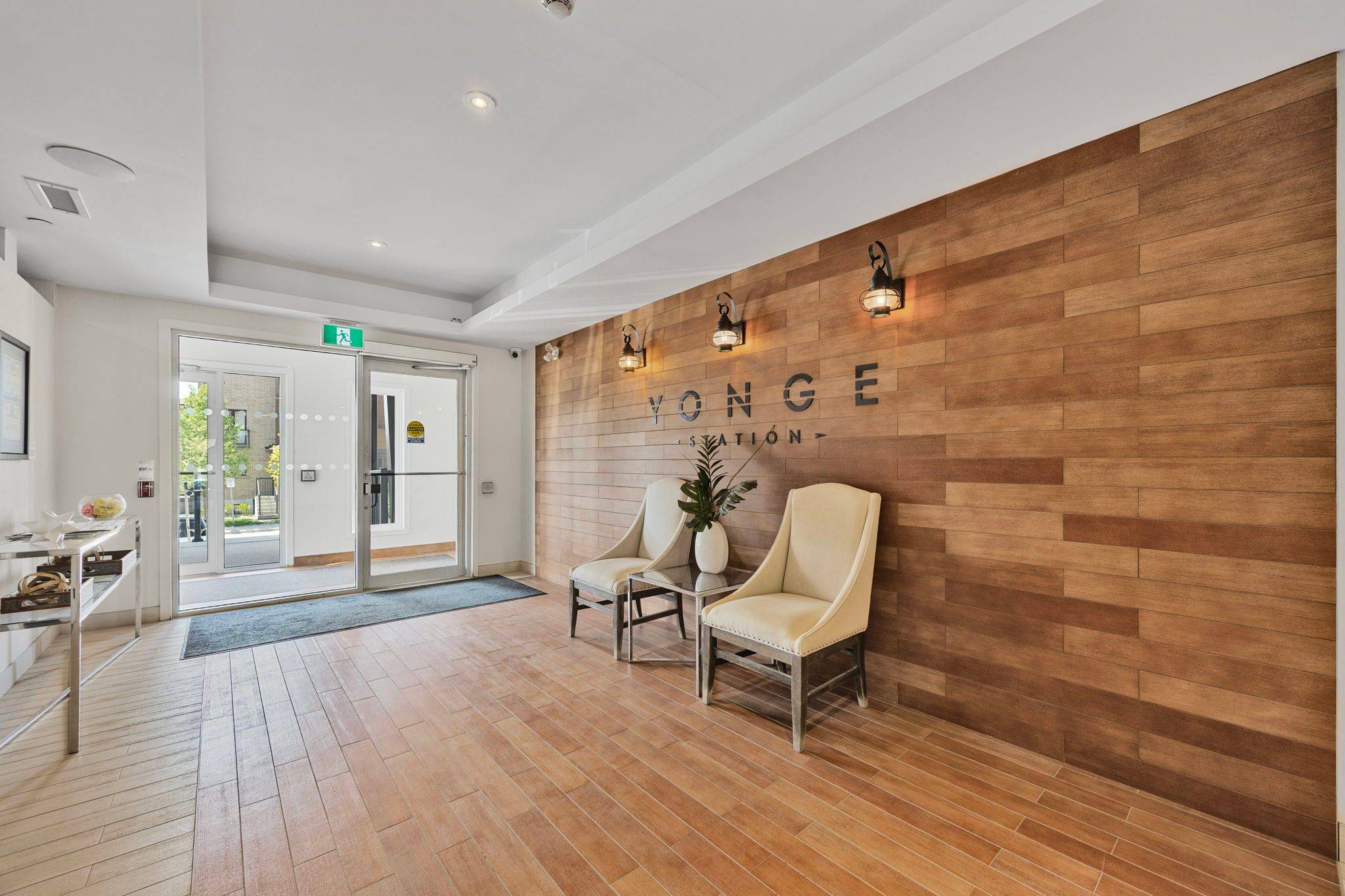 Barrie, ON L0K 1S0,720 Yonge ST #205