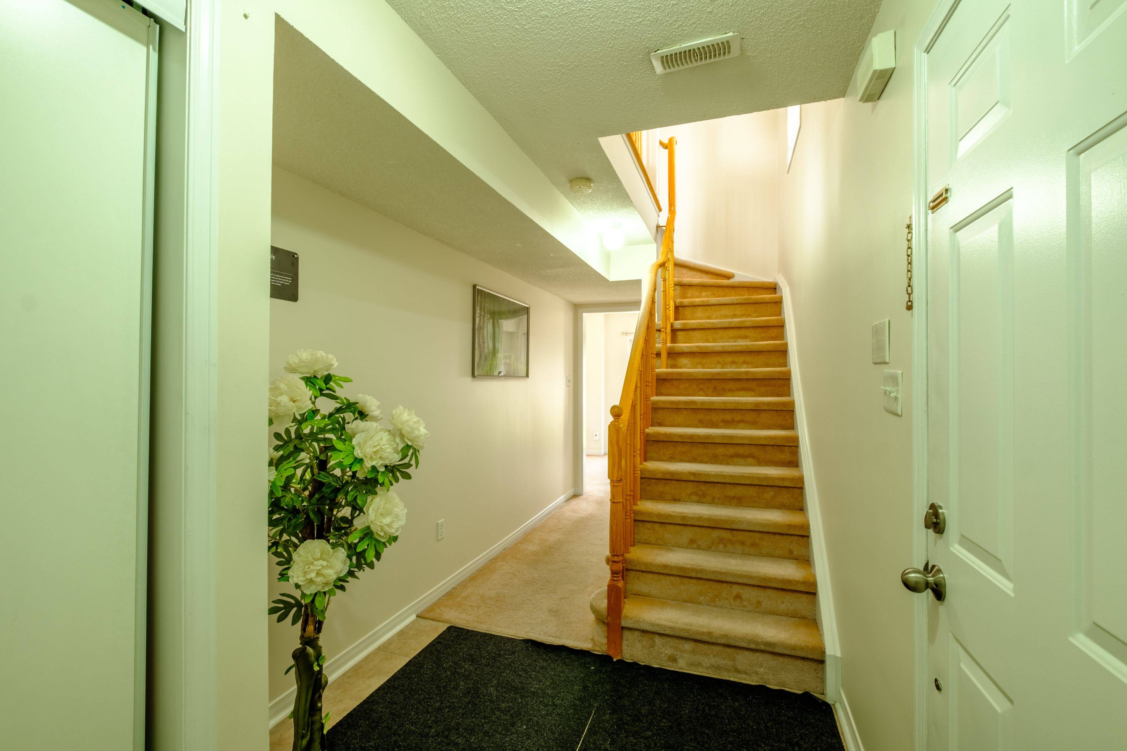 Mississauga, ON L4T 4M7,7035 Rexwood RD #55