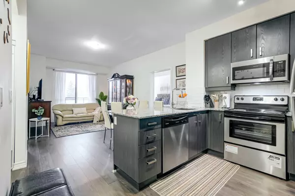 Richmond Hill, ON L4E 1G2,11611 Yonge ST #317