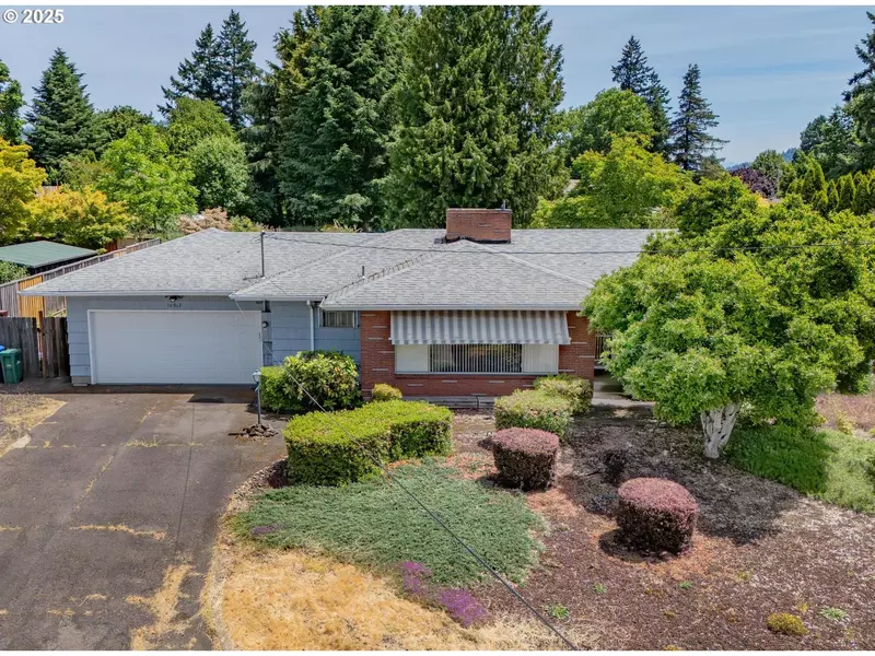 10912 SE STANLEY AVE, Milwaukie, OR 97222