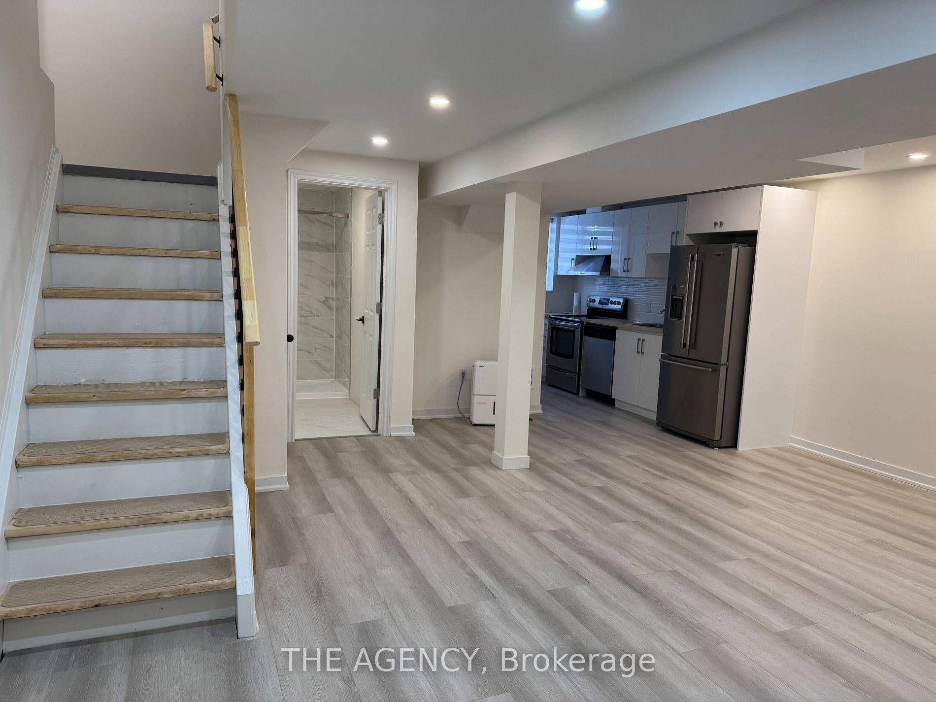 Newmarket, ON L3Y 7C6,1054 Leslie Valley DR #Basement
