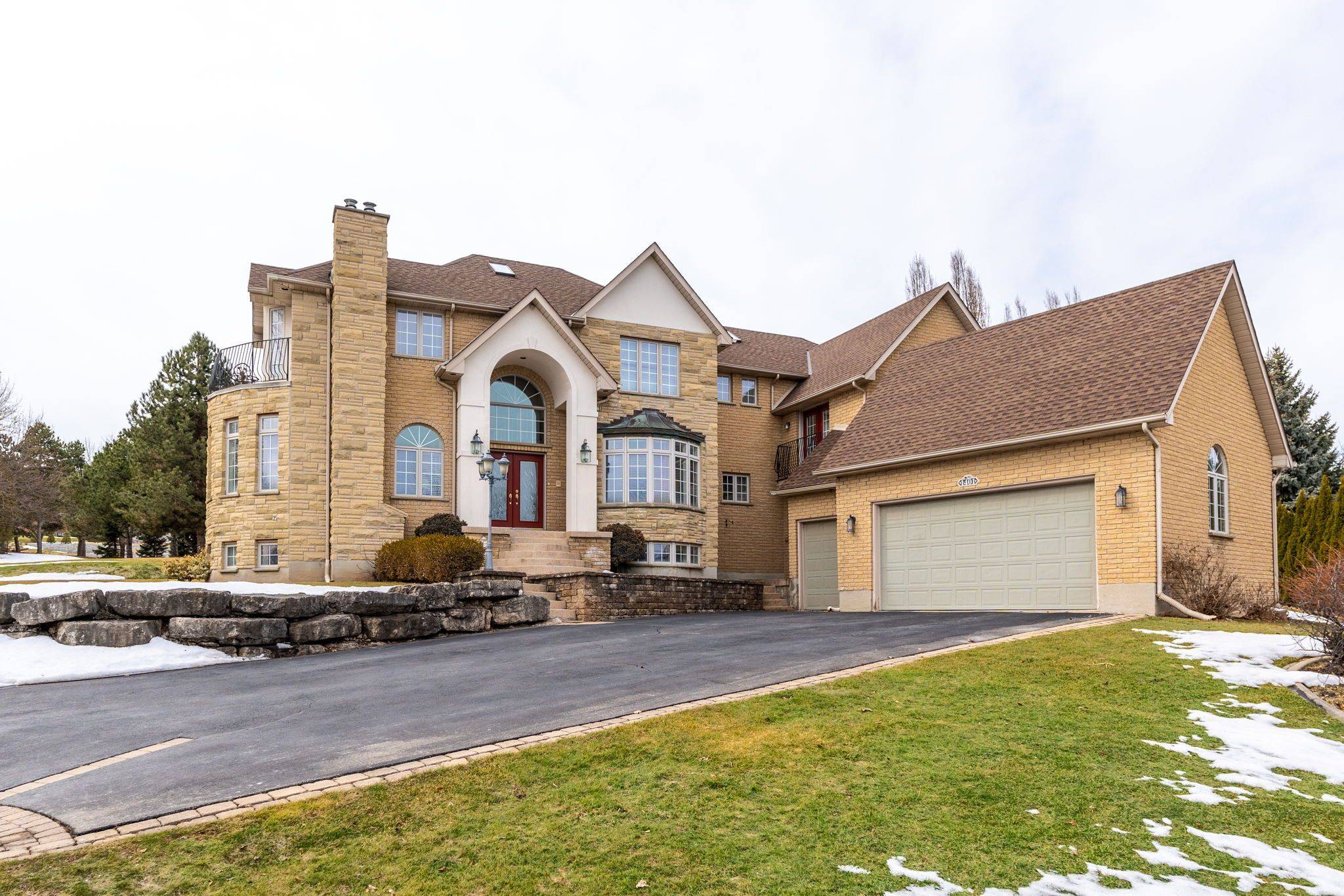 Burlington, ON L7P 4V3,1401 Tamworth CT