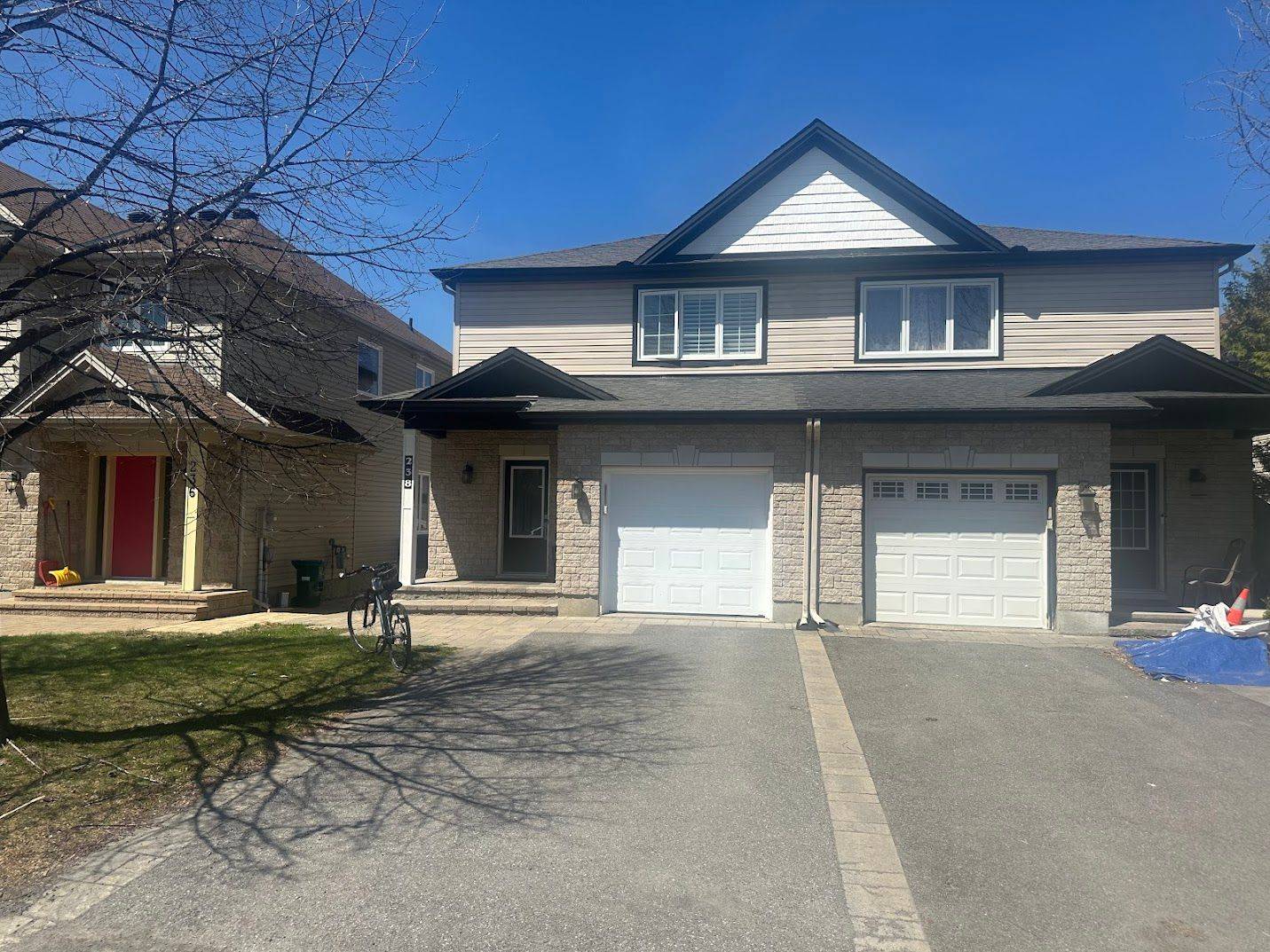 238 Tewsley DR, Blossom Park - Airport And Area, ON K1V 0Y6